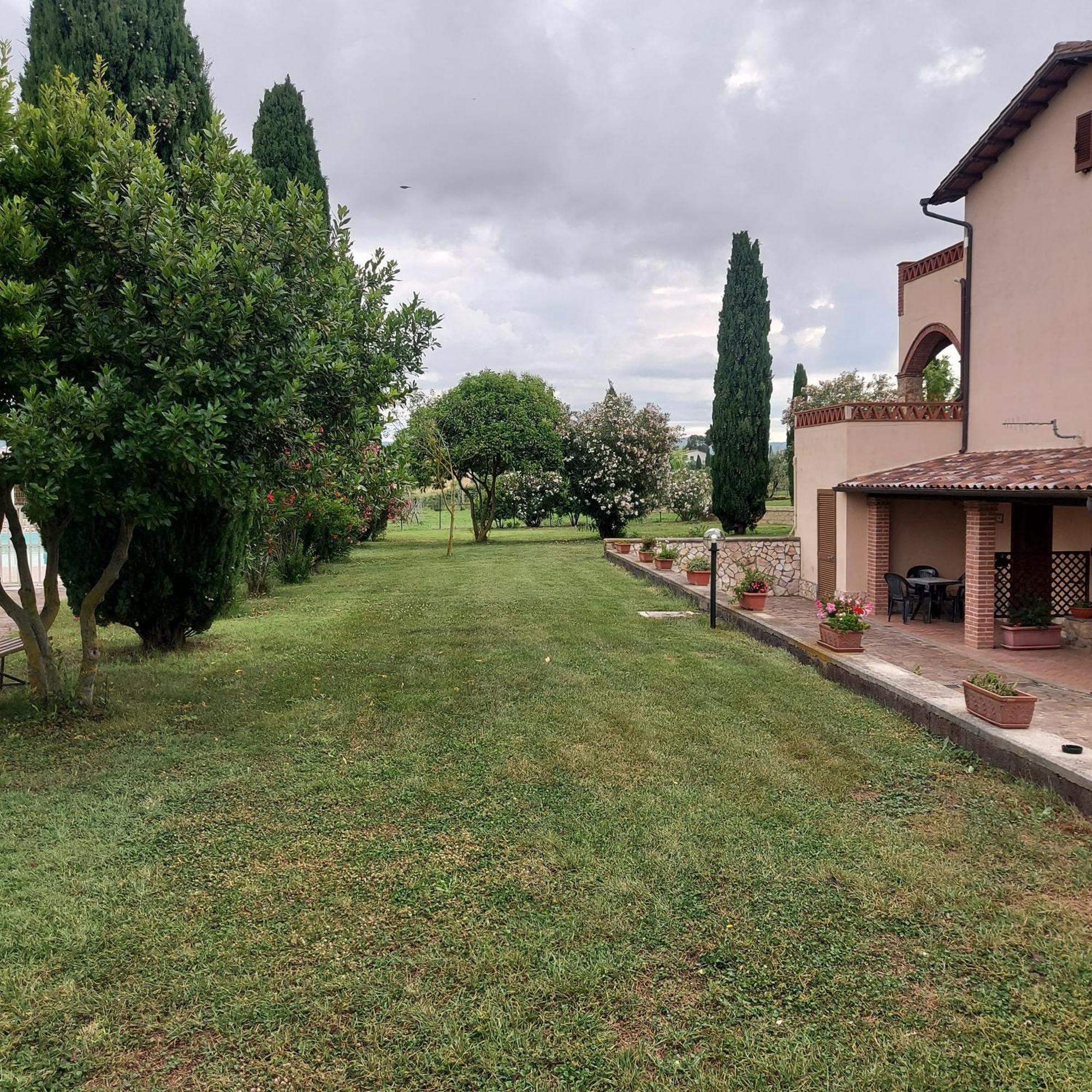 Agriturismo La Verde Rosa Pescia Romana Extérieur photo
