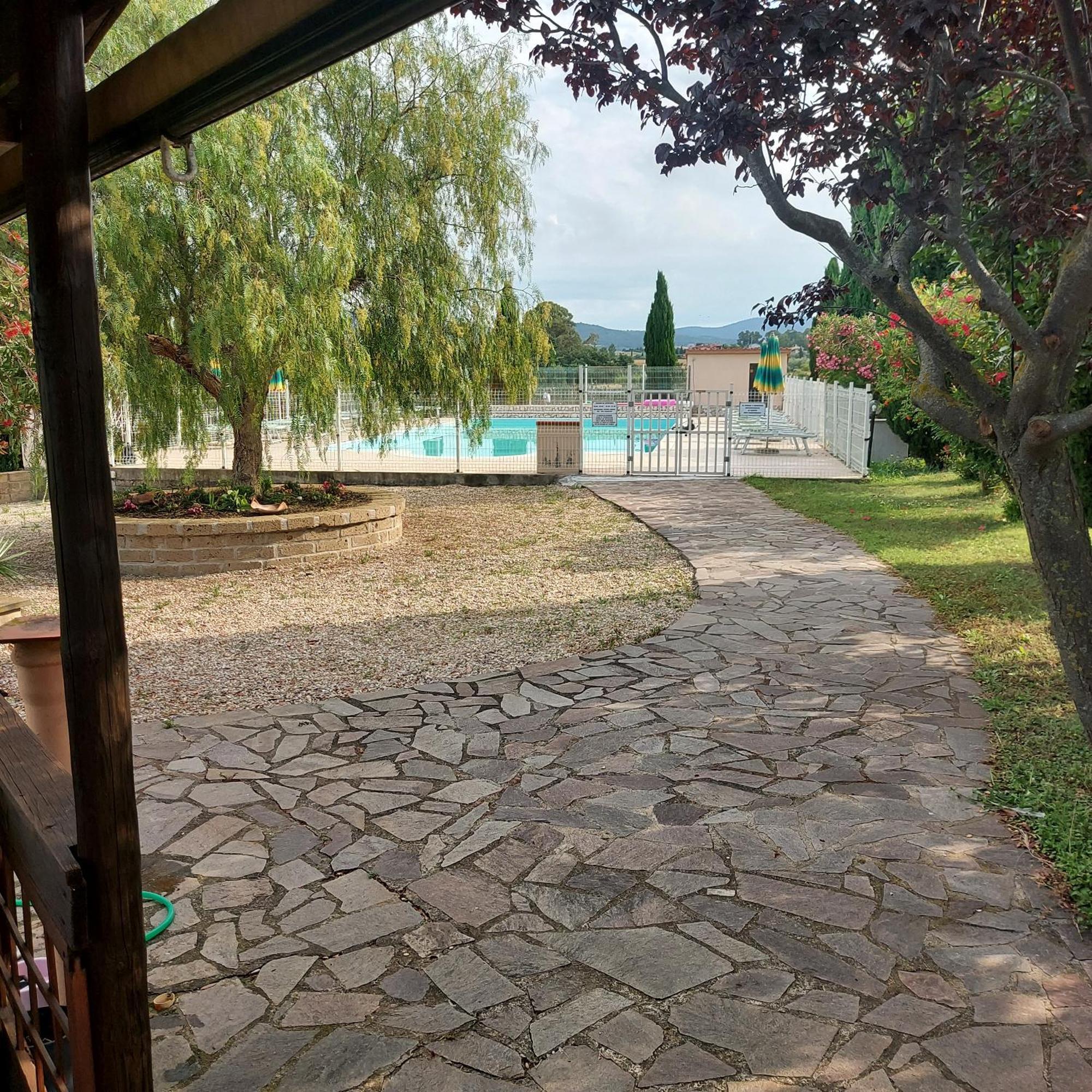 Agriturismo La Verde Rosa Pescia Romana Extérieur photo